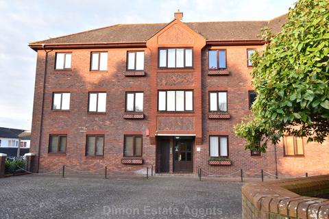 Crown Mews, Clarence Road, Gosport 2 bed flat for sale