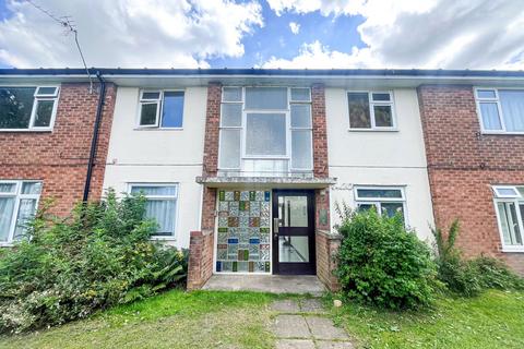 Oakham Way, Solihull B92 2 bed flat for sale