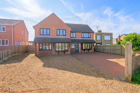 Woodville Road, Boston, PE21 5 bed detached house for sale