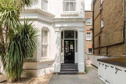 St. Quintin Avenue, London 2 bed flat for sale