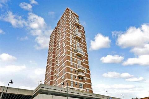 Russell Square, Brighton 1 bed flat for sale