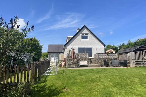 Carmel, Llannerch