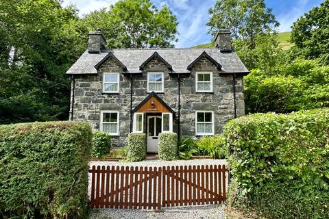 Tyn Y Ffridd, Llanymawddwy... 3 bed detached house for sale