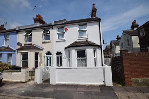 Kilda Street, Eastbourne BN22 2 bed end of terrace house for sale