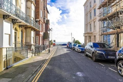 Charlotte Street, Brighton BN2 9 bed terraced house for sale