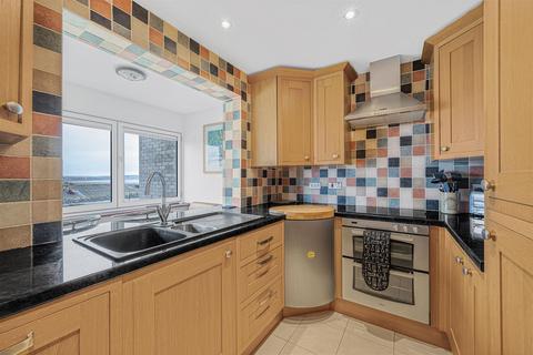 Fort Road, Newhaven 2 bed flat for sale