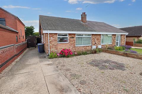 2 bedroom semi-detached bungalow for sale