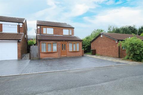 Broomfields, Manchester M34 3 bed house for sale