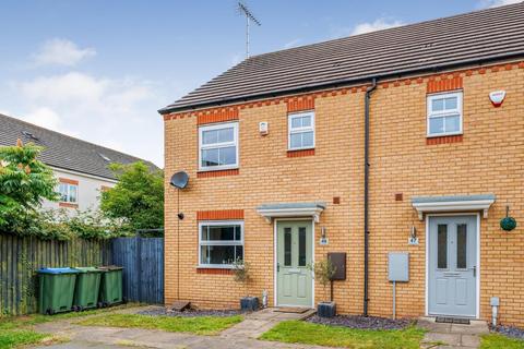 Walmsley Close, Brownshill Green... 3 bed semi