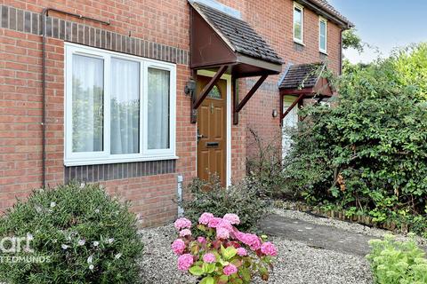 Barleyfields, Thurston, Bury St Edmunds 2 bed terraced house for sale