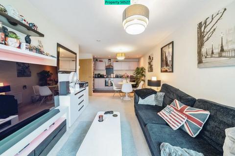 Surrey Quays Road, London, SE16 2 bed apartment for sale