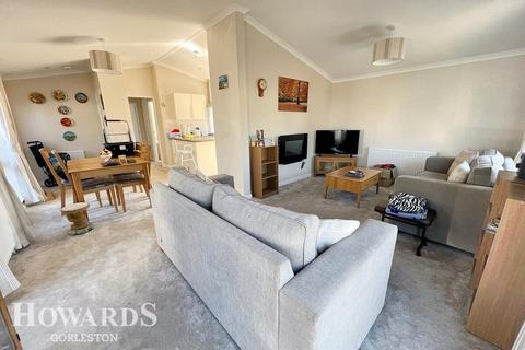 Sunninghill Close, Bradwell 2 bed park home for sale