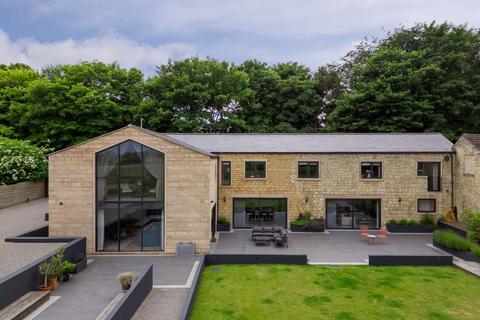 Clifford Moor Road, Boston Spa LS23 5 bed barn conversion for sale