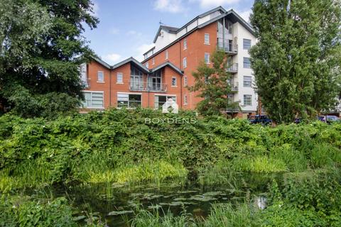 Rotary Way, Colchester CO3 3 bed duplex for sale