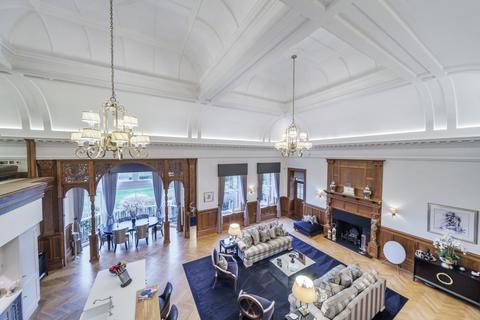 Bruce Manor Close, Wadhurst 2 bed flat for sale