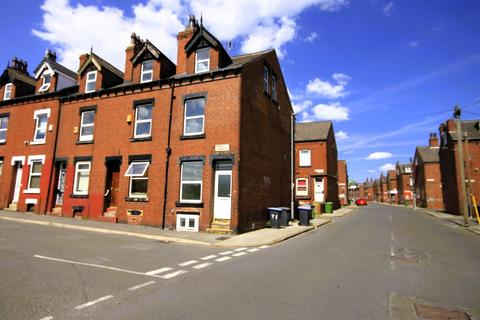 Harold Terrace, Leeds, LS6 6 bed terraced house for sale