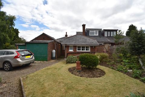 The Avenue, Luton, Bedfordshire, LU4 2 bed bungalow for sale