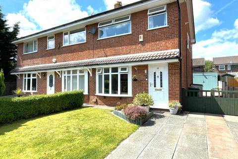 Fellbridge Close, Westhoughton, Bolton 3 bed semi