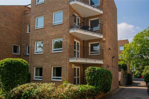 Church Road, Richmond, TW10 2 bed apartment for sale