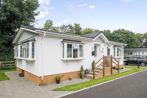 Bank End Lane, Huddersfield HD8 2 bed park home for sale