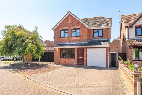 Douglas Close, Carlton Colville 4 bed detached house for sale