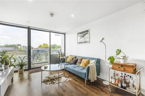 Acer Road, London, E8 2 bed apartment for sale