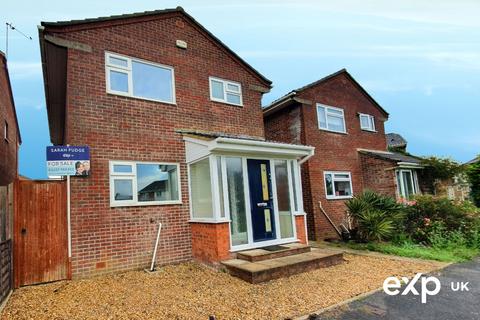 Frenchs Farm Road, Poole BH16 3 bed detached house for sale