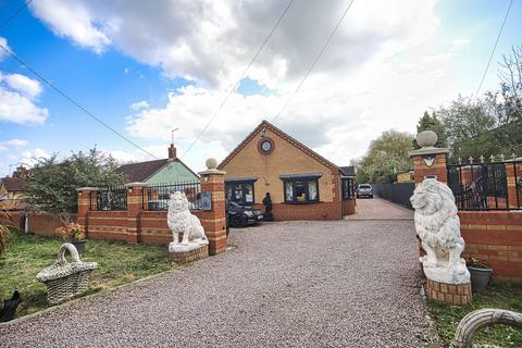 High Road, Wisbech PE13 5 bed chalet for sale