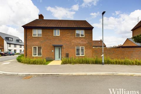 Curtiss Lane, Weston Turville HP22 4 bed detached house for sale