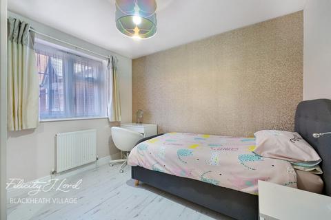 Elizabeth Fry Place, London 3 bed terraced house for sale