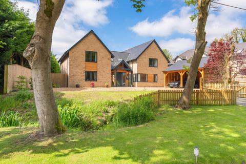 Caxton End, St. Neots PE19 5 bed detached house for sale