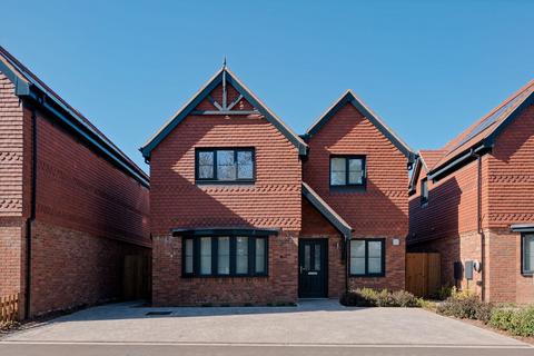 Mulberry Place, Smallford AL4 4 bed detached house for sale