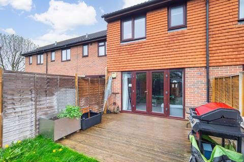 Chelsea Gardens, Sutton SM3 2 bed terraced house for sale