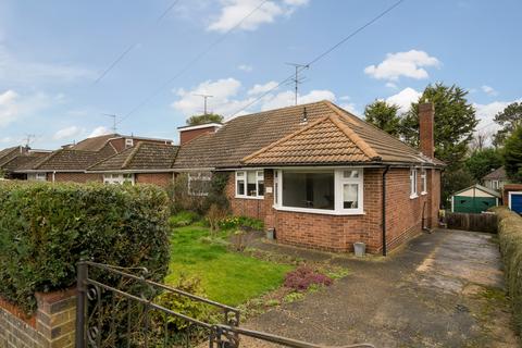 Cannons Close, Hertfordshire CM23 3 bed semi