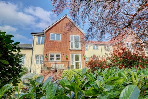 Longwick Road, Princes Risborough HP27 2 bed apartment for sale