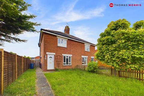 West Avenue, Huntingdon PE26 3 bed semi