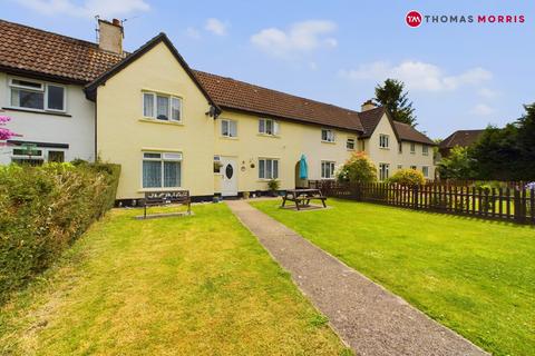 Chapmans, Huntingdon PE28 3 bed terraced house for sale