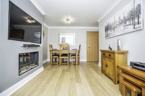 Cumberland Place, London SE6 1 bed apartment for sale