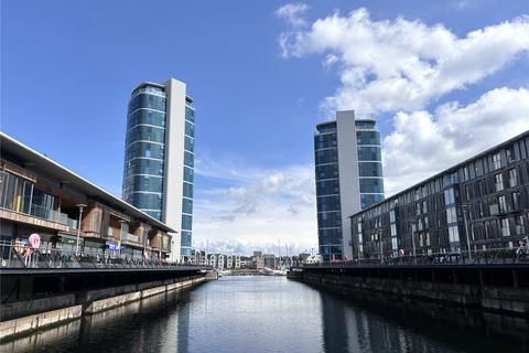 Chatham Quays, Chatham ME4 2 bed flat for sale