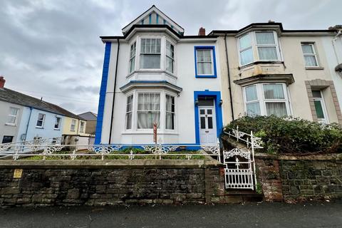 Waterloo Terrace, Carmarthen... 5 bed house for sale