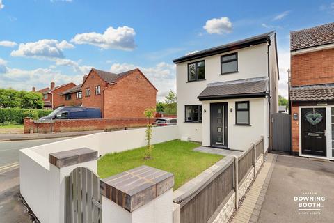 Burntwood Road, Cannock WS11 3 bed detached house for sale