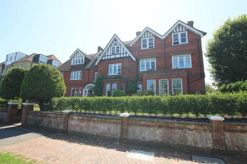 St Johns Road, Eastbourne, BN20 7JA 3 bed flat for sale