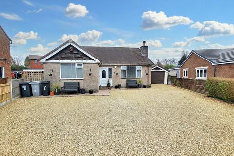Newlyn Avenue, Congleton CW12 3 bed detached bungalow for sale