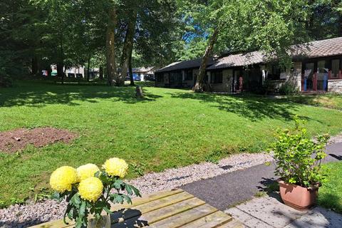 196 Treva Croft, St Ives Holiday Village 2 bed bungalow for sale