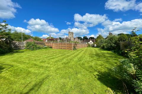 5 bedroom terraced house for sale