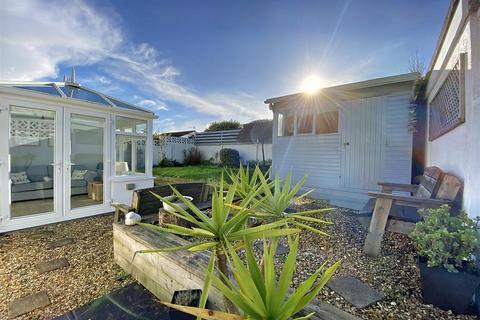 2 bedroom semi-detached bungalow for sale