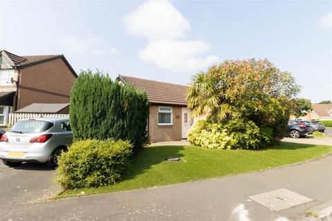 2 bedroom semi-detached bungalow for sale