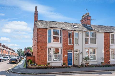 Albany Road, Stratford