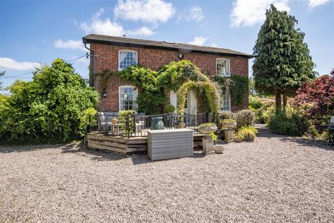 Four Crosses, Llanymynech 5 bed detached house for sale