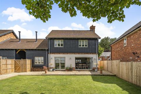 Hammet House, Marden, Hereford, HR1 3EW 3 bed link detached house for sale